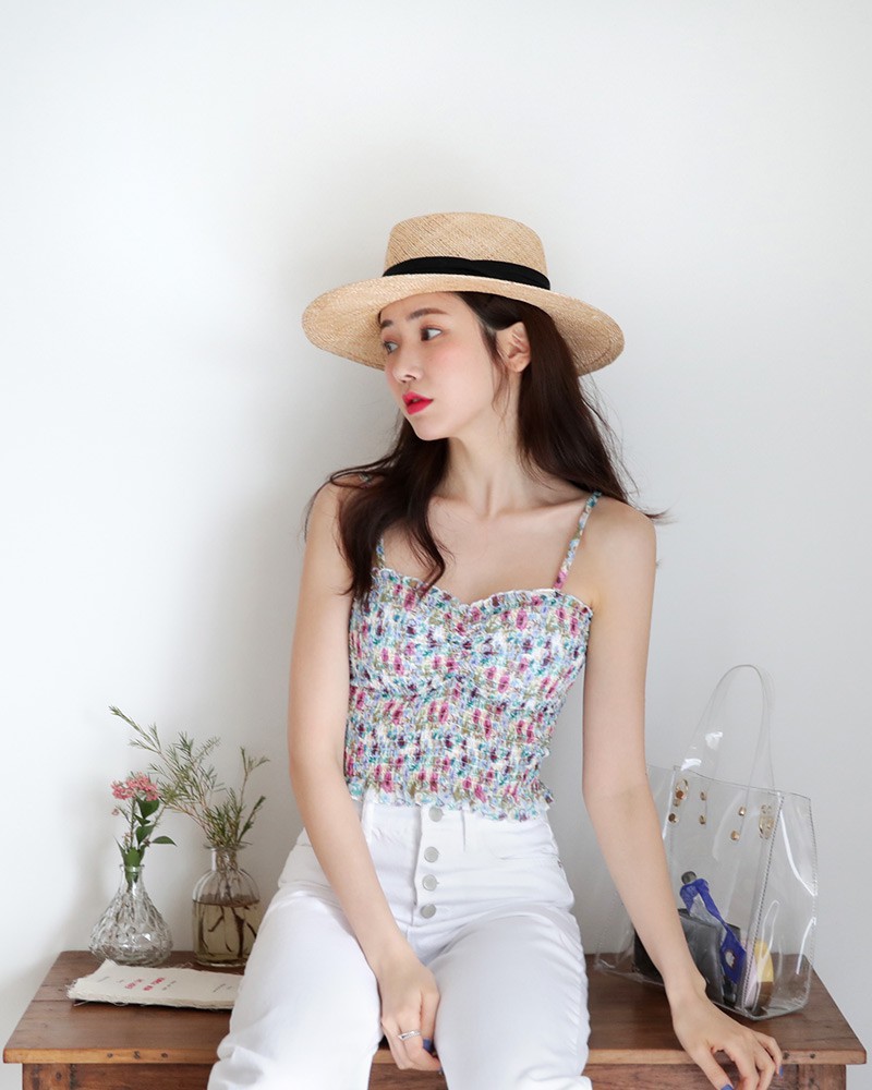 Nhã Phương cao tay khi khoe khéo chân dài và eo thon nhờ cách mix áo cùng kiểu quần này - Ảnh 6.