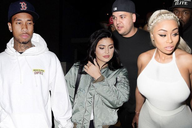 5 sự thay đổi cho thấy Kylie Jenner từ người đẹp thị phi trở nên nhu mì hơn khi yêu và lên chức mẹ - Ảnh 11.