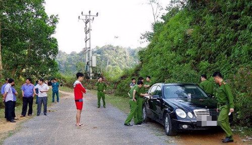 Nam thanh niên trình báo bị tấn công, cướp gần 600 triệu đồng khi ngủ trên xe ô tô - Ảnh 1.