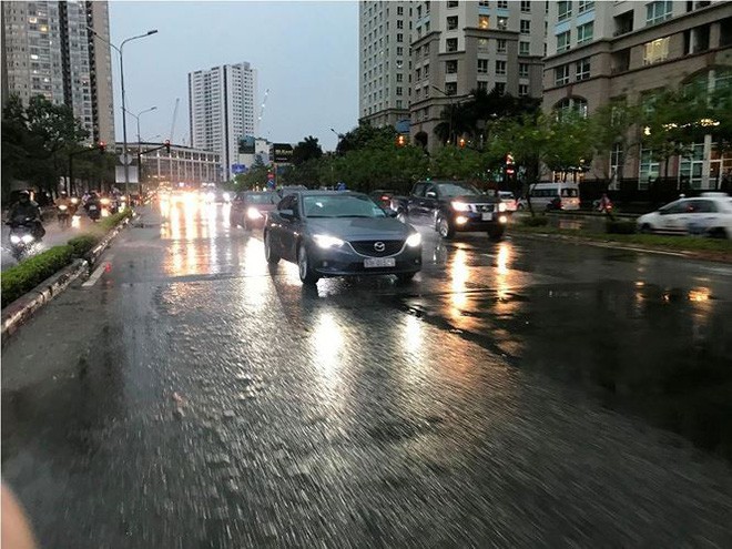 Si&ecirc;u m&aacute;y bơm chống ngập ở TPHCM sắp dừng hoạt động v&igrave; hết tiền - Ảnh 1.