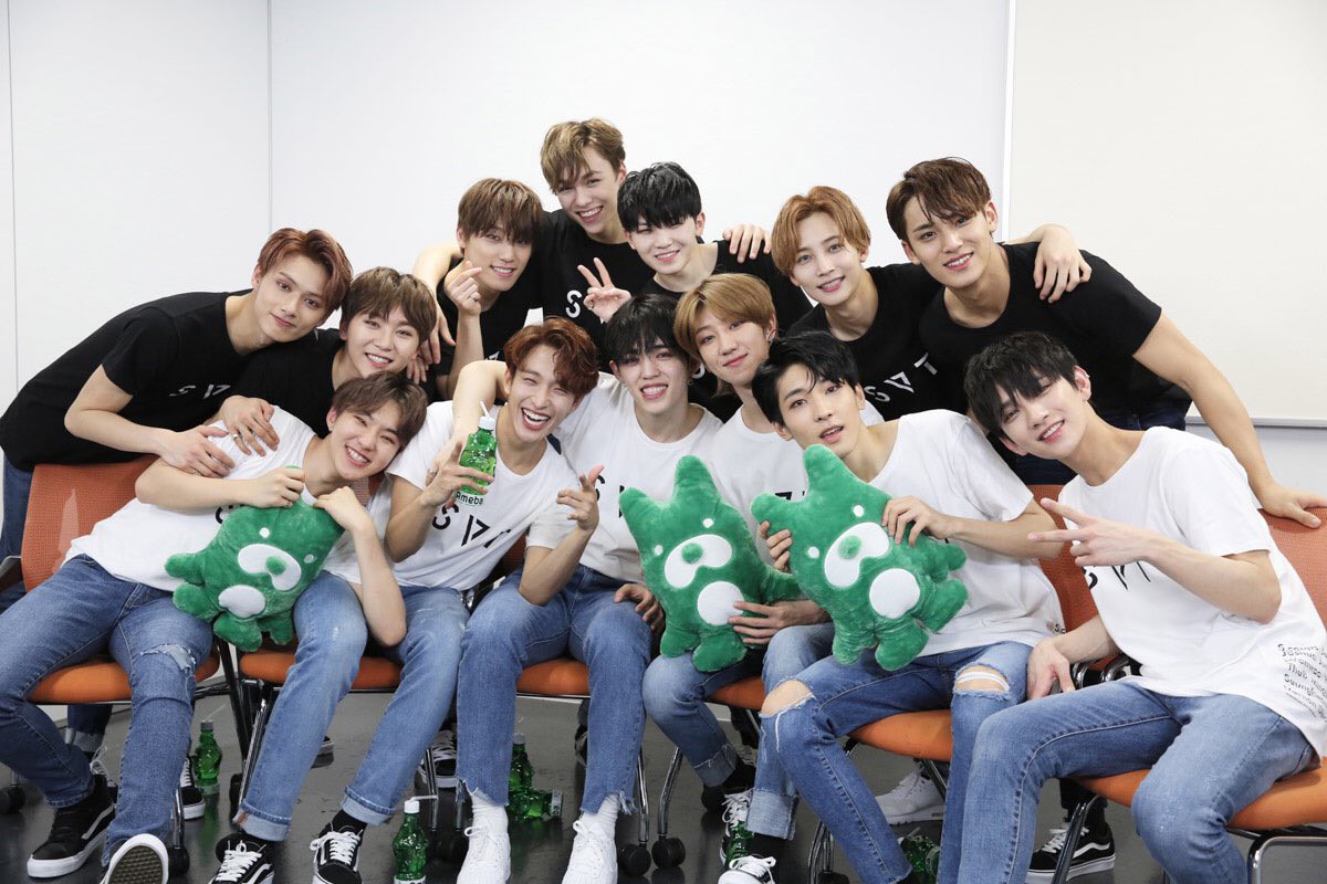 BTS, Wanna One chứng tỏ quyền lực, EXO lại rớt khỏi top 3 vì bị một đàn em vượt mặt trong BXH boygroup hot nhất - Ảnh 3. BTS, Wanna One chứng tỏ quyền lực, EXO lại rớt khỏi top 3 vì bị một đàn em vượt mặt trong BXH boygroup hot nhất - Ảnh 3.