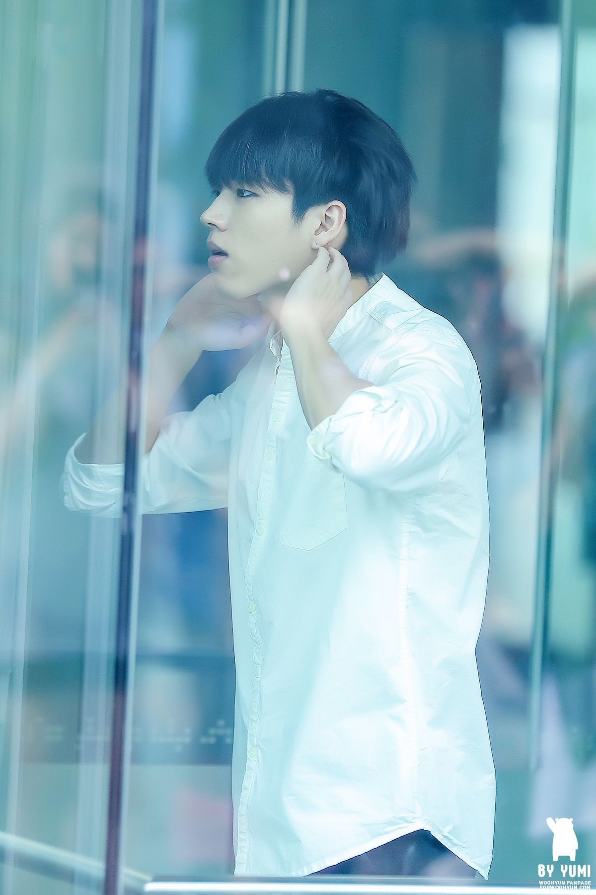 Món đồ giúp các nam Idol cân được mọi style, cứ mặc vào là auto đẹp trai hóa ra lại cực kì dễ sở hữu - Ảnh 4. Món đồ giúp các nam Idol cân được mọi style, cứ mặc vào là auto đẹp trai hóa ra lại cực kì dễ sở hữu - Ảnh 4.