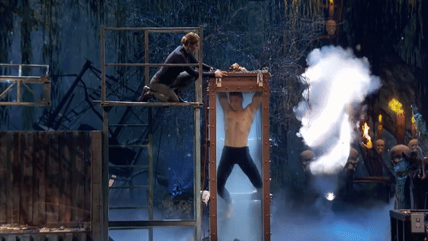 Got Talent Mỹ: Những m&agrave;n ảo thuật qu&aacute; kinh dị với bọ cạp, c&aacute; sấu, rắn đ&atilde; tiễn anh ch&agrave;ng n&agrave;y ra về! - Ảnh 4.