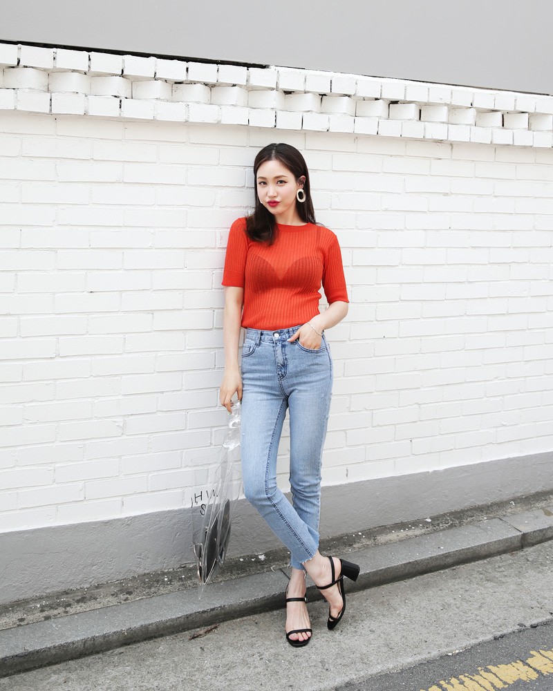 Tuân theo tiêu chí này, bạn mặc skinny jeans không những đẹp mà chẳng sợ ai chê quê mùa - Ảnh 2. Tuân theo tiêu chí này, bạn mặc skinny jeans không những đẹp mà chẳng sợ ai chê quê mùa - Ảnh 2.