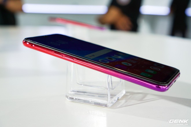 OPPO F9 chính thức ra mắt tại Việt Nam: lần đầu trang bị camera kép cùng công nghệ sạc nhanh VOOC trên dòng F series, giá 7,69 triệu đồng - Ảnh 2.