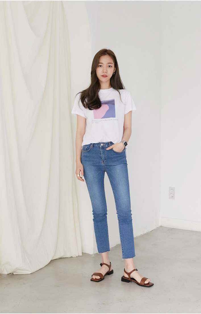 Tuân theo tiêu chí này, bạn mặc skinny jeans không những đẹp mà chẳng sợ ai chê quê mùa - Ảnh 10. Tuân theo tiêu chí này, bạn mặc skinny jeans không những đẹp mà chẳng sợ ai chê quê mùa - Ảnh 10.