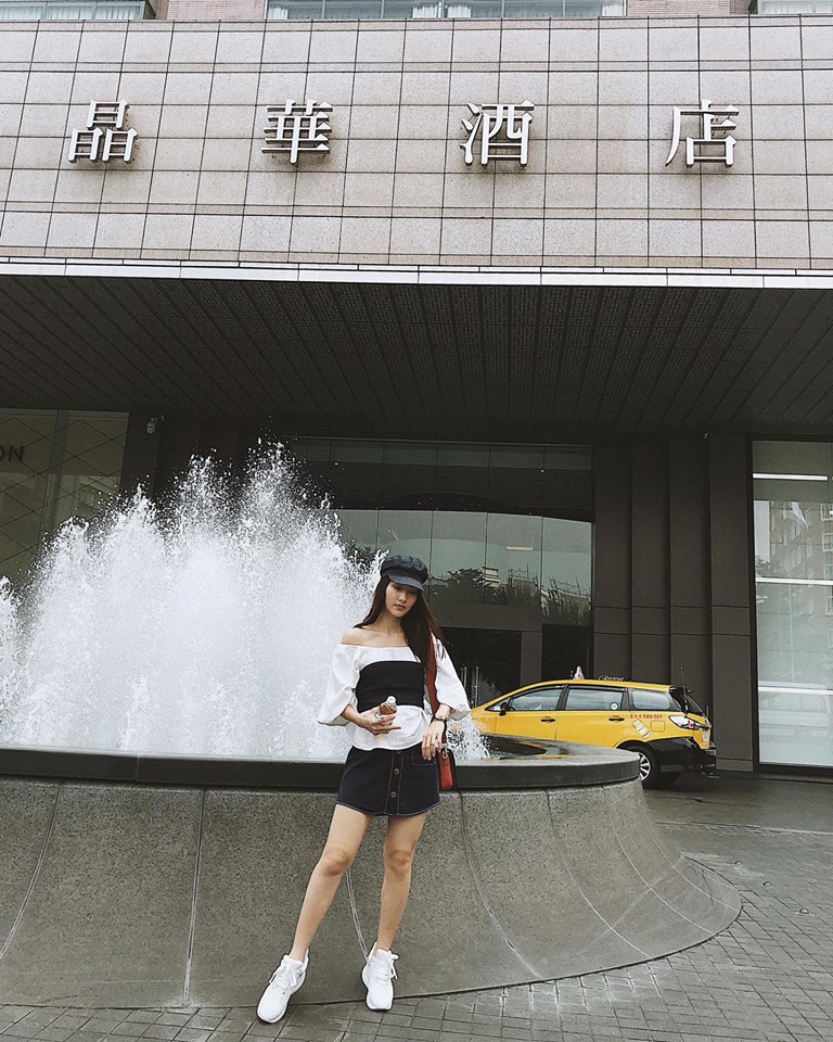 Châu Bùi, Salim và Hoàng Yến Chibi cùng ươm sắc vàng cho street style tháng 8: Ai cool nhất? - Ảnh 15.