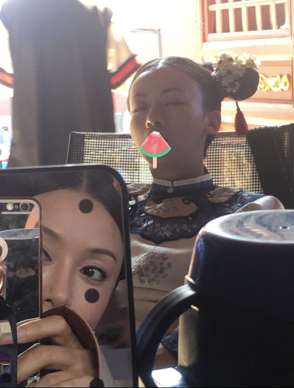 Không nể nang Anh Lạc, Phú Sát Hoàng Hậu quyết tâm đăng ảnh dìm dàng để chúc mừng sinh nhật - Ảnh 1.