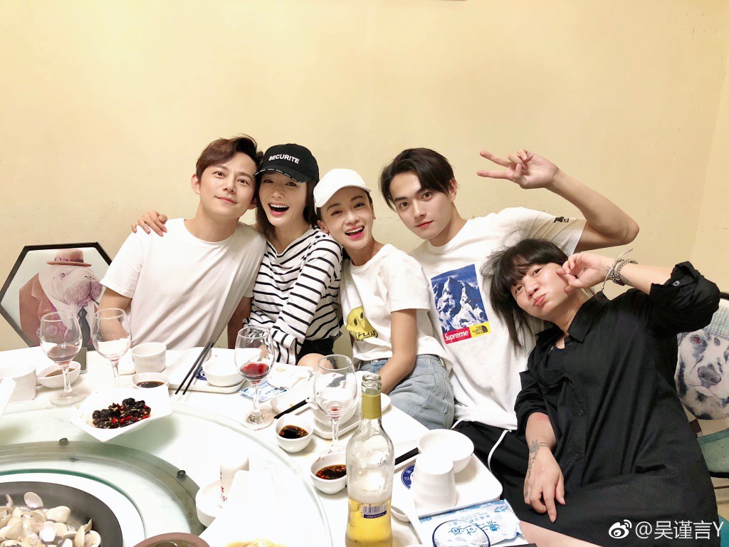 Không nể nang Anh Lạc, Phú Sát Hoàng Hậu quyết tâm đăng ảnh dìm dàng để chúc mừng sinh nhật - Ảnh 4.