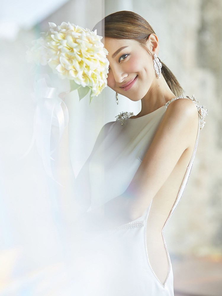 Tài tử TVB kết hôn nhưng điều đáng chú ý chính là nhan sắc tựa nữ thần cùng váy cưới lộng lẫy của cô vợ kém 22 tuổi - Ảnh 10.