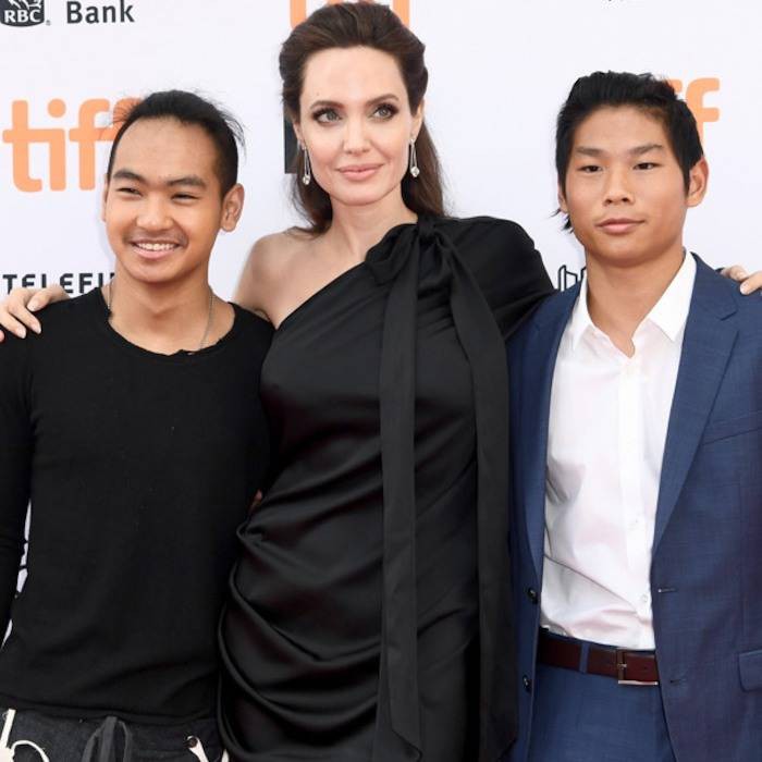 Chi phí nuôi con khổng lồ của Brad Pitt - Angelina Jolie: Mỗi năm mất 6,4 tỷ thuê bảo mẫu và 34 tỷ để thuê vệ sĩ - Ảnh 2. Chi phí nuôi con khổng lồ của Brad Pitt - Angelina Jolie: Mỗi năm mất 6,4 tỷ thuê bảo mẫu và 34 tỷ để thuê vệ sĩ - Ảnh 2.