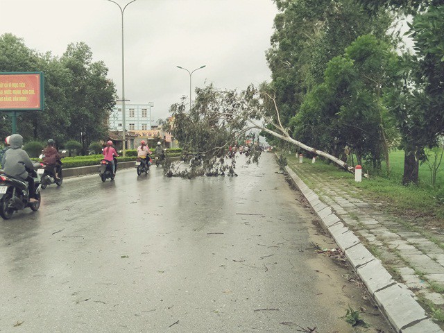 Thanh Hóa: Bão tan, người dân thấp thỏm lo ngập úng, lũ quét - Ảnh 2.