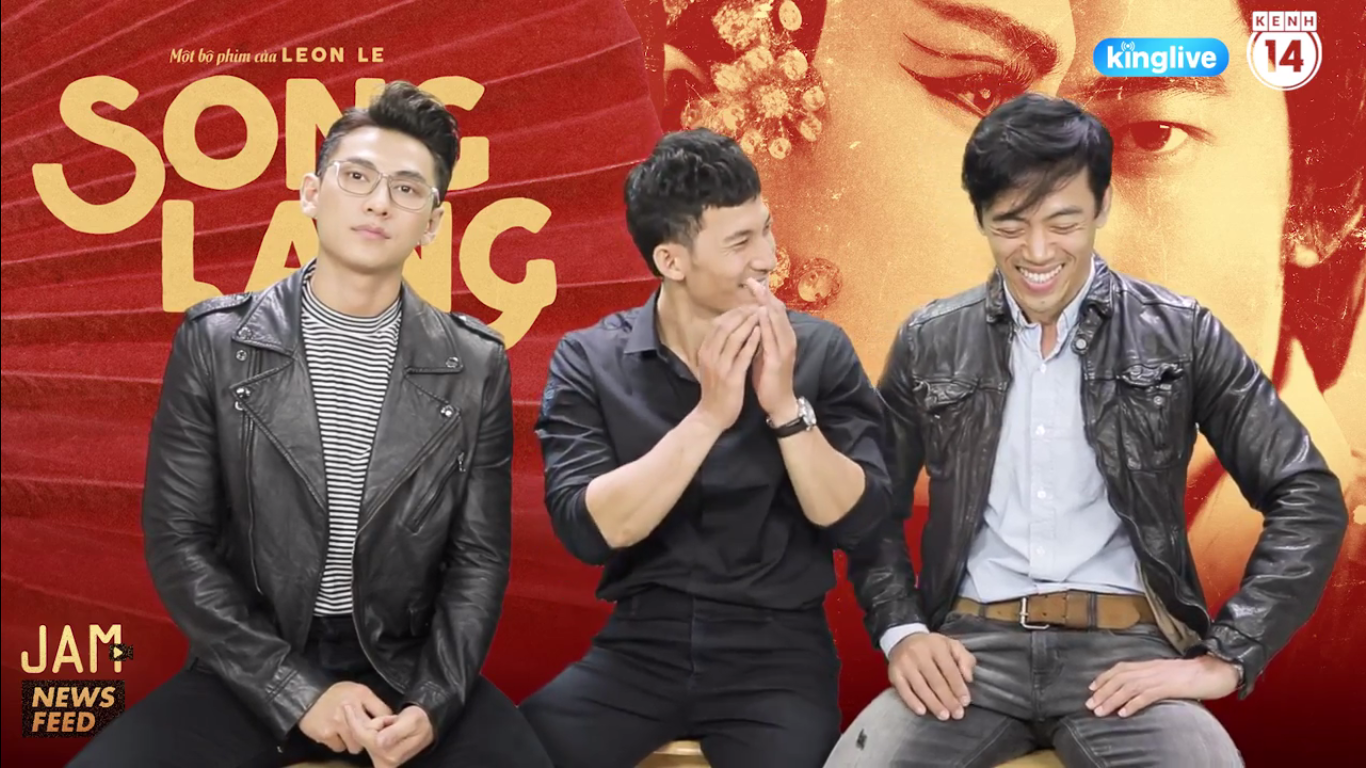 Isaac bỗng dưng hóa đá khi được yêu cầu xin lỗi Sơn Tùng vì đã tình tứ với trai lạ trong Song Lang - Ảnh 2. Isaac bỗng dưng hóa đá khi được yêu cầu xin lỗi Sơn Tùng vì đã tình tứ với trai lạ trong Song Lang - Ảnh 2.