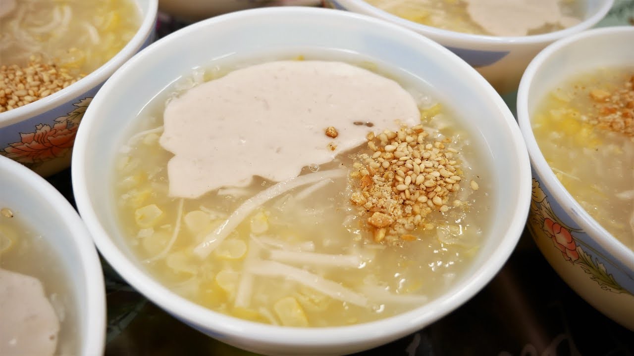 Chỉ có bắp thôi mà người Sài Gòn biến tấu tài tình trong hàng loạt món ăn vặt lai rai hấp dẫn - Ảnh 9. Chỉ có bắp thôi mà người Sài Gòn biến tấu tài tình trong hàng loạt món ăn vặt lai rai hấp dẫn - Ảnh 9.