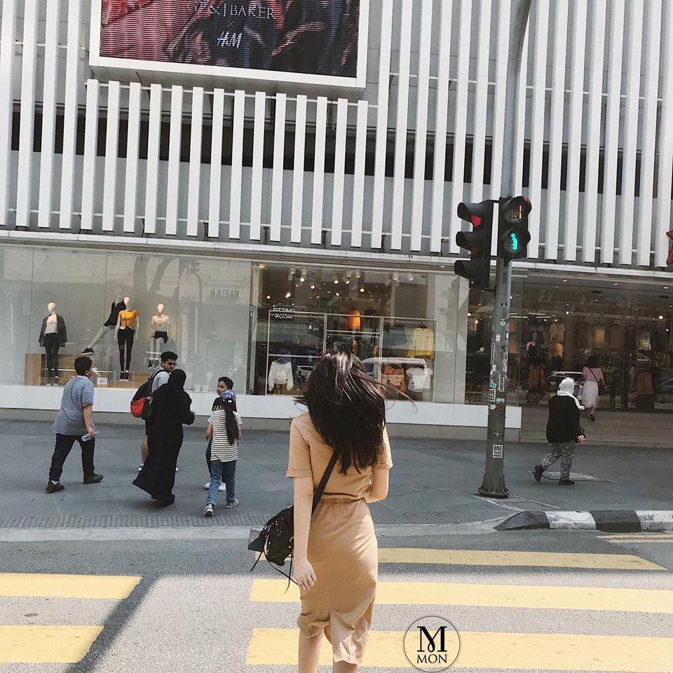 Có tâm như chồng của hot mom Ngọc Mon: Dẫn vợ đi du lịch xong lại còn chụp cho cả rổ ảnh đẹp lung linh! - Ảnh 5. Có tâm như chồng của hot mom Ngọc Mon: Dẫn vợ đi du lịch xong lại còn chụp cho cả rổ ảnh đẹp lung linh! - Ảnh 5.
