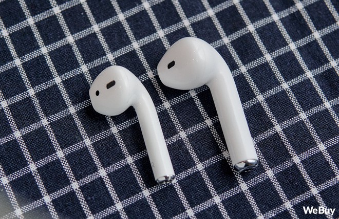 Có điều kiện thì mua Apple AirPods, còn con nhà nghèo dùng chiếc tai nghe “nhái bén” này được không? - Ảnh 14.