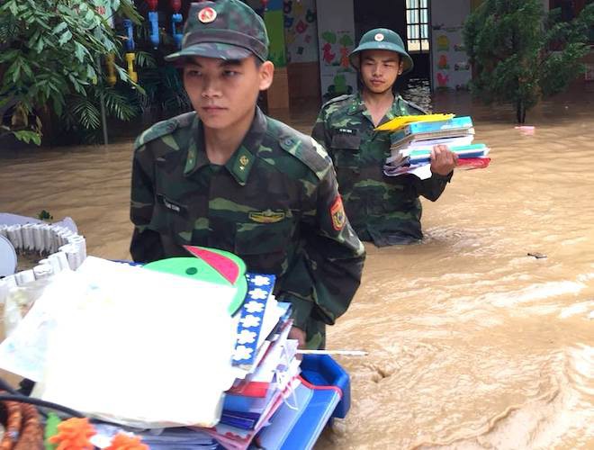 Toàn cảnh mưa lũ tại Nghệ An nhìn từ trên cao - Ảnh 9.