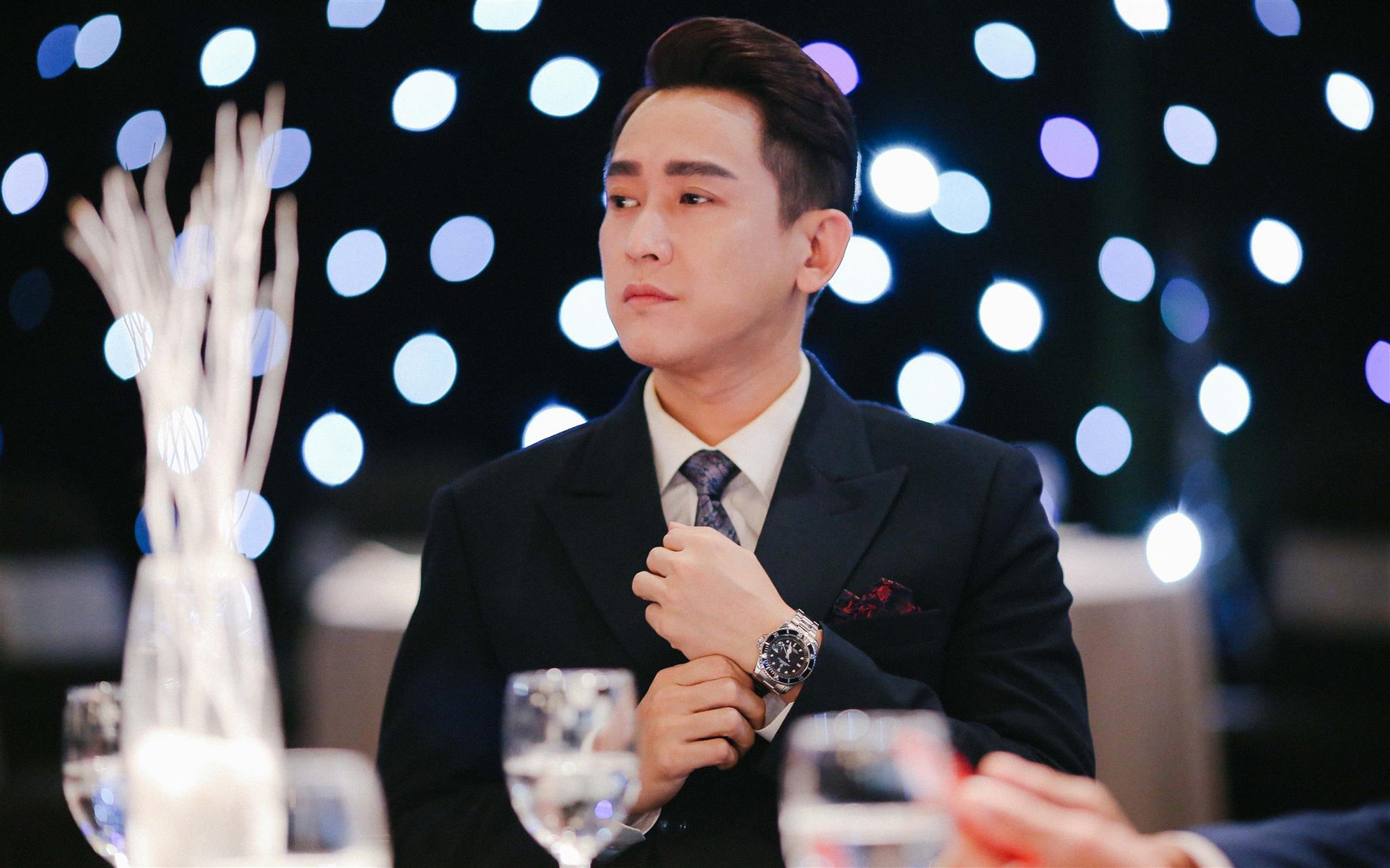 Đại chiến soái ca phim Việt ngay lúc này: Từ giang hồ gốc cải lương đến chàng vợ chuyên nội trợ - Ảnh 6. Đại chiến soái ca phim Việt ngay lúc này: Từ giang hồ gốc cải lương đến chàng vợ chuyên nội trợ - Ảnh 6.