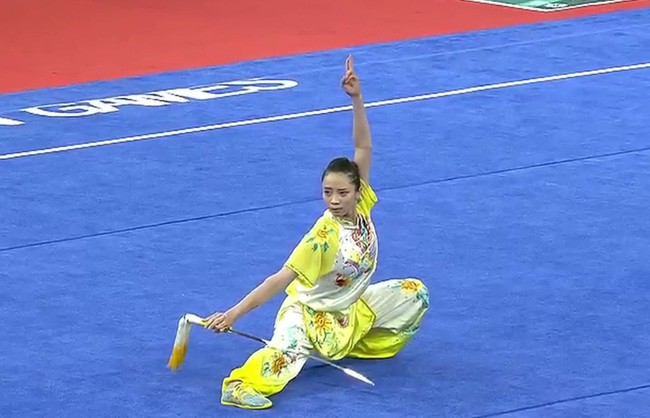 Hoa khôi làng võ Châu Tuyết Vân dừng bước ở tứ kết trước vận động viên chủ nhà Indonesia - Ảnh 2.