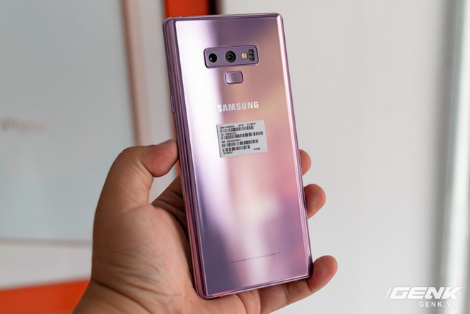 Trên tay Samsung Galaxy Note9 Lavender Purple bản đặc biệt chỉ bán tại Hàn Quốc: Màu tím thời thượng tặng kèm 2 bút S-Pen - Ảnh 5.