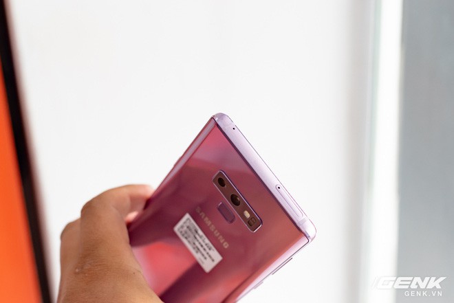 Trên tay Samsung Galaxy Note9 Lavender Purple bản đặc biệt chỉ bán tại Hàn Quốc: Màu tím thời thượng tặng kèm 2 bút S-Pen - Ảnh 10.