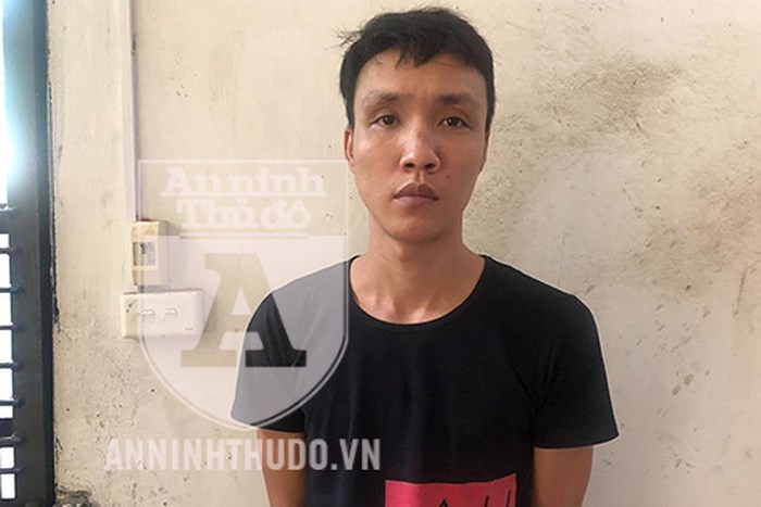 Chủ quán đèn mờ đã dụ dỗ khách hàng sập bẫy để cưỡng đoạt tiền bằng thủ đoạn gì? - Ảnh 1. Chủ quán đèn mờ đã dụ dỗ khách hàng sập bẫy để cưỡng đoạt tiền bằng thủ đoạn gì? - Ảnh 1.
