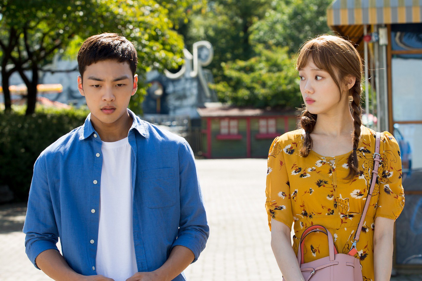 Love+Sling: Có trai xấu Yoo Hae Jin và Lee Sung Kyung, phim vẫn... dở banh xác - Ảnh 3.