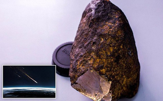 Phát hiện loại khoáng chất lạ trong thiên thạch rơi ở Nga, cứng hơn kim cương - Ảnh 1.