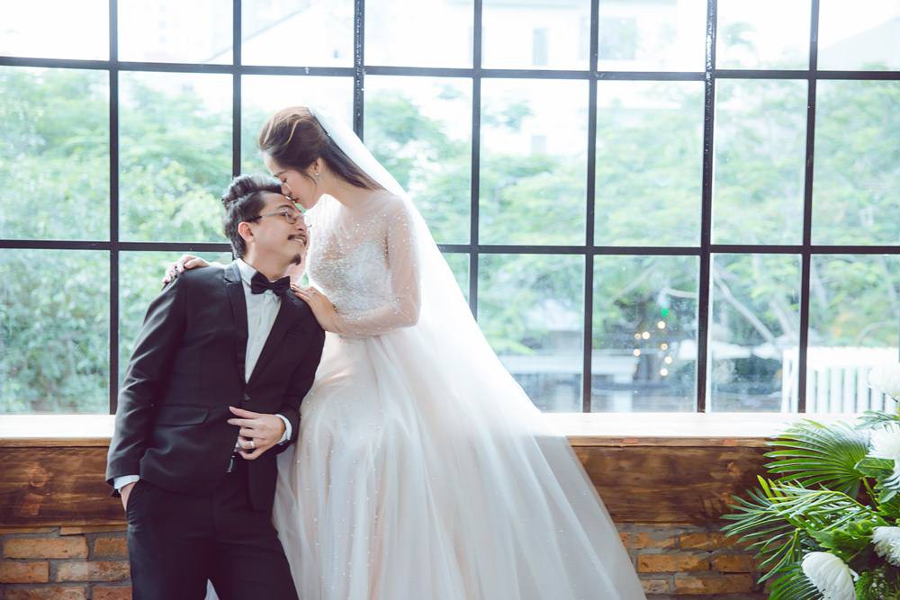 Vợ chồng L&acirc;m Vỹ Dạ - Hứa Minh Đạt cưới lại từ đầu sau 8 năm chung sống hạnh ph&uacute;c - Ảnh 3.