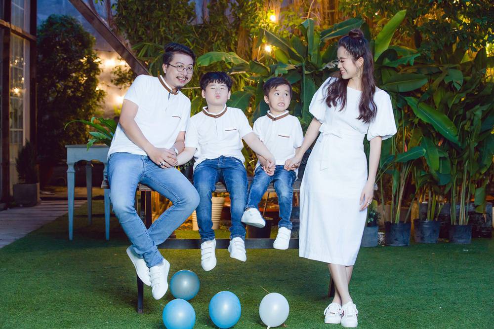 Vợ chồng L&acirc;m Vỹ Dạ - Hứa Minh Đạt cưới lại từ đầu sau 8 năm chung sống hạnh ph&uacute;c - Ảnh 10.