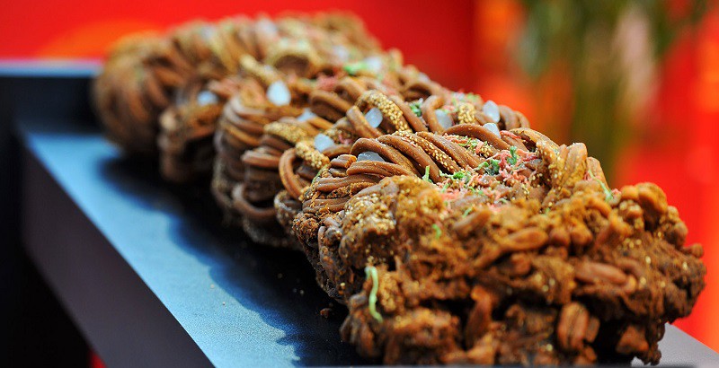 Món bánh trăm tuổi ở Thiên Tân (Trung Quốc) làm nhiều người cứ tưởng là sợi dây thừng - Ảnh 4.