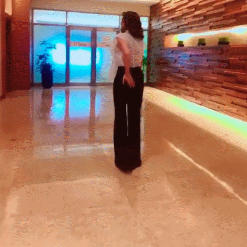 Đ&acirc;y l&agrave; Diệu Nhi khi đi catwalk: kh&ocirc;ng đ&acirc;m đầu v&agrave;o tường th&igrave; cũng ng&atilde; dập m&ocirc;ng - Ảnh 7.