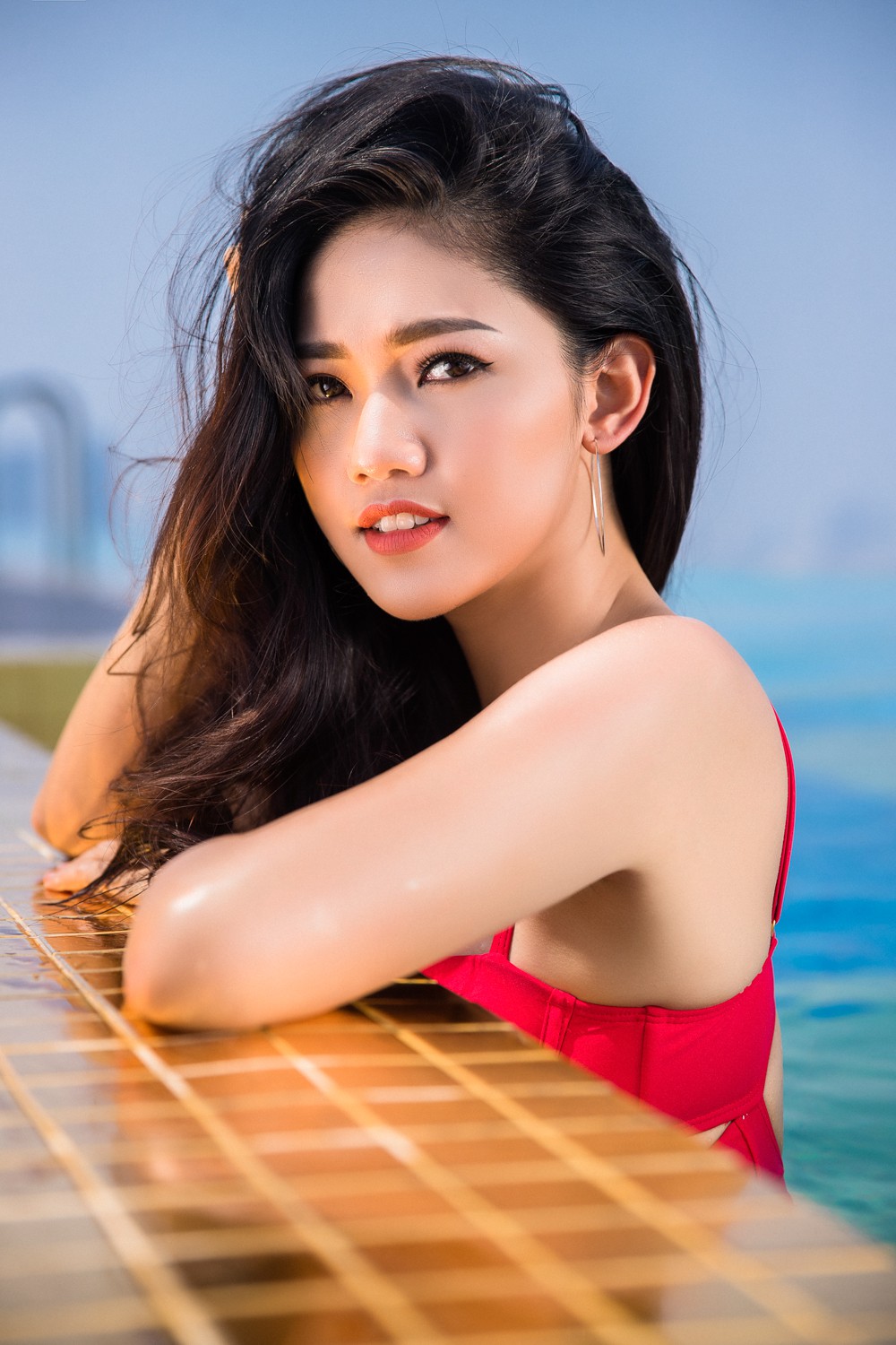 Diện áo tắm gợi cảm, Top 3 Hoa hậu Việt Nam 2016 cùng thả dáng khoe hình thể nóng bỏng - Ảnh 8. Diện áo tắm gợi cảm, Top 3 Hoa hậu Việt Nam 2016 cùng thả dáng khoe hình thể nóng bỏng - Ảnh 8.