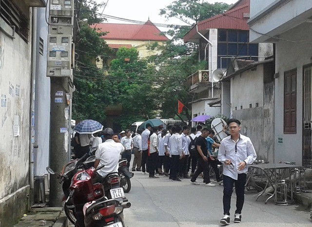 Va chạm với xe tải khiến hai anh em sinh đôi thương vong: Gặp nạn sau khi tổ chức sinh nhật - Ảnh 1.