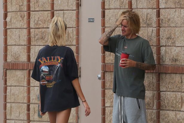 Tiết lộ lý do Justin Bieber và Hailey Baldwin bất ngờ vắng mặt ở lễ trao giải đình đám MTV VMAs - Ảnh 3.