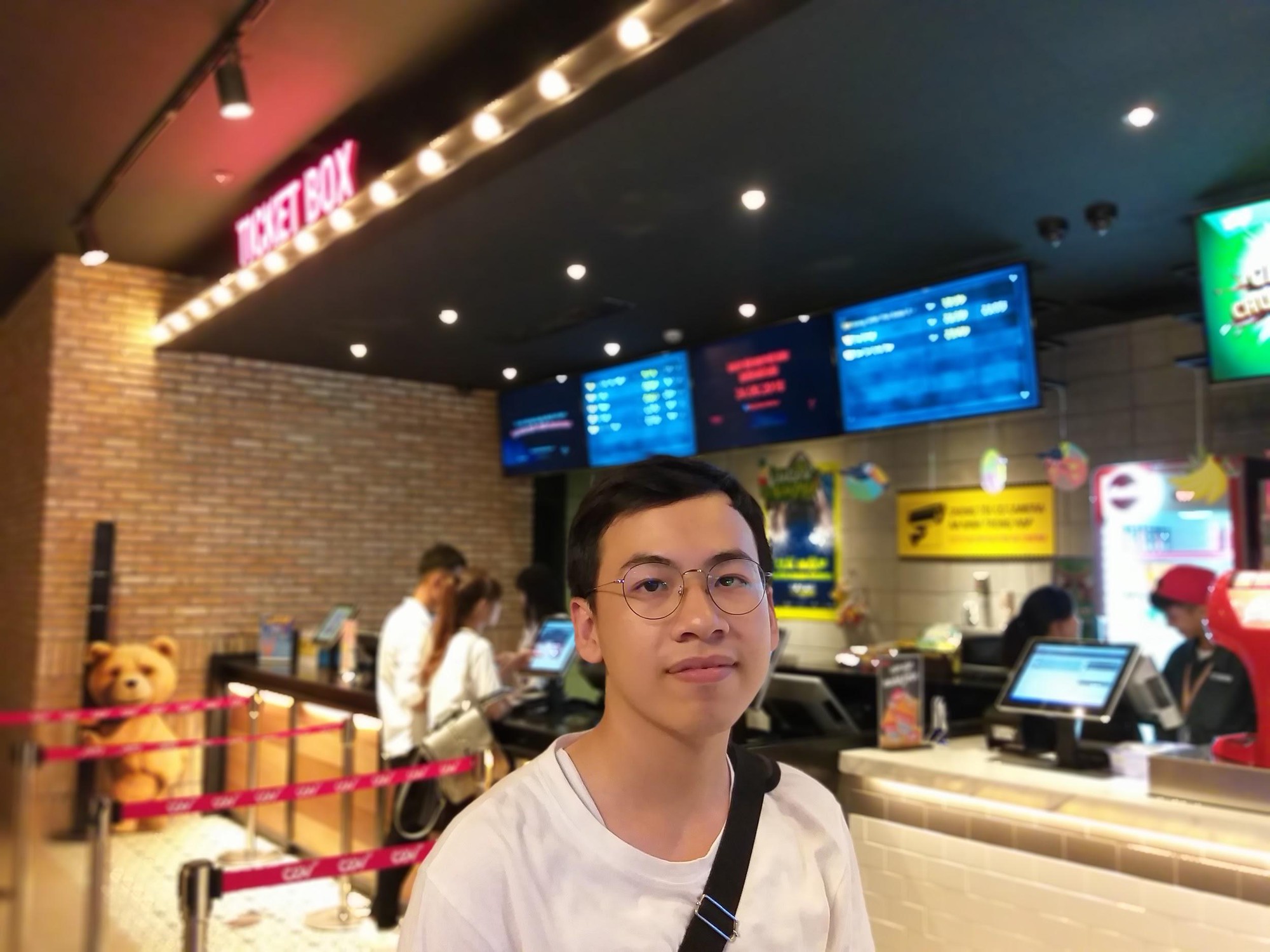 Smartphone tầm trung đã thay đổi thế nào chỉ sao 1 năm - Ảnh 8. Smartphone tầm trung đã thay đổi thế nào chỉ sao 1 năm - Ảnh 8.