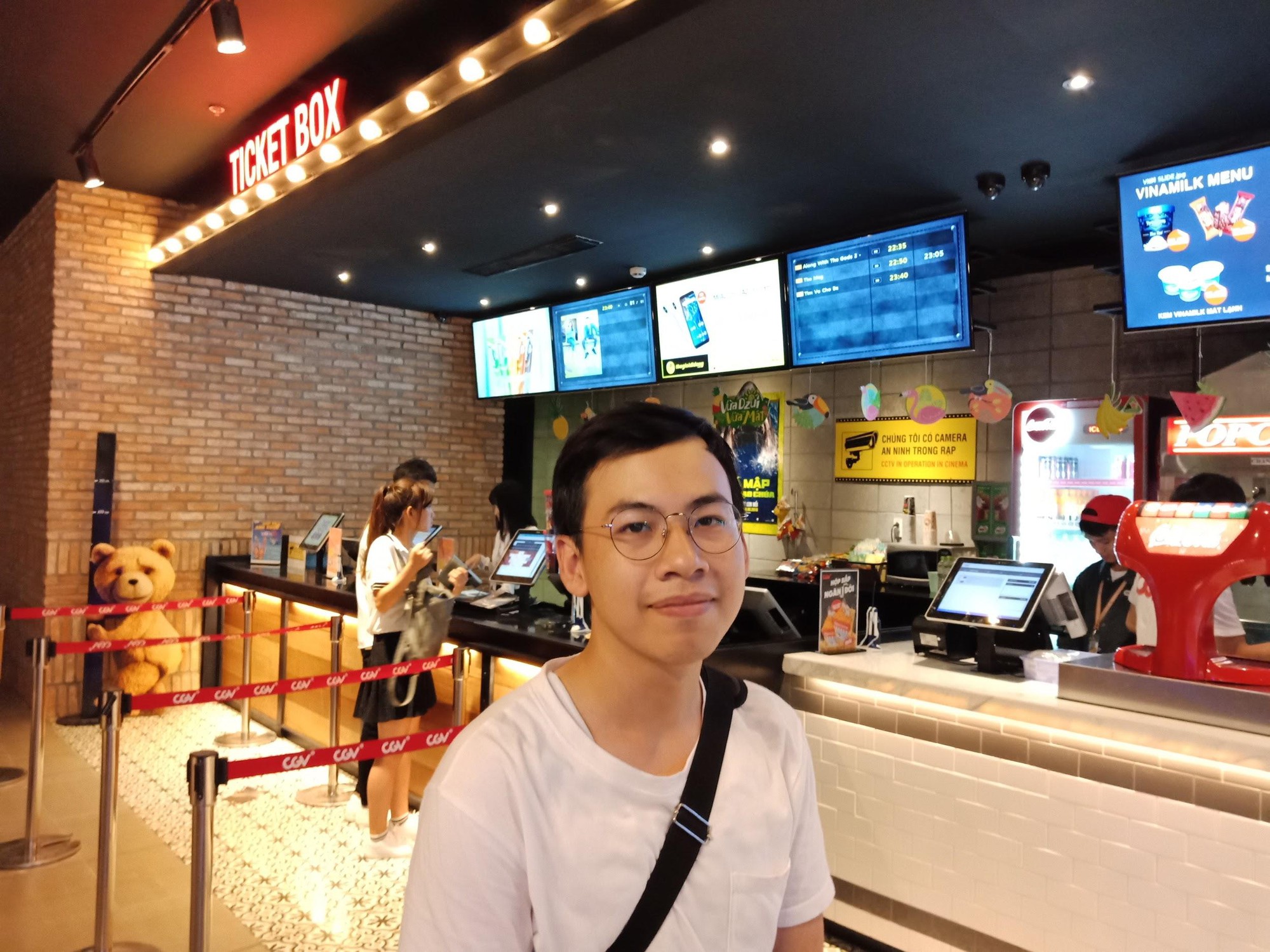 Smartphone tầm trung đã thay đổi thế nào chỉ sao 1 năm - Ảnh 8. Smartphone tầm trung đã thay đổi thế nào chỉ sao 1 năm - Ảnh 8.
