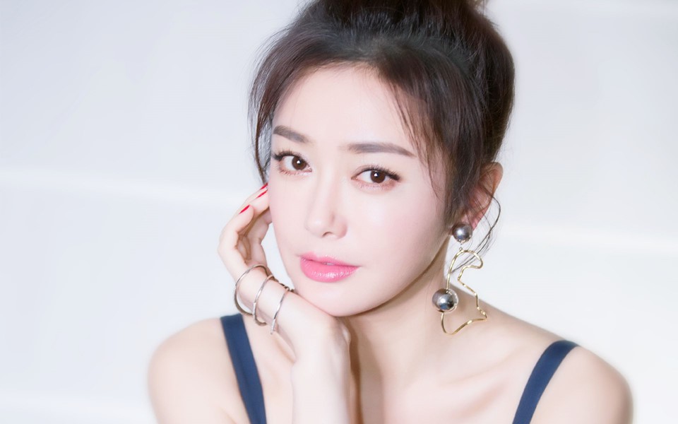 C&ugrave;ng l&agrave; &ldquo;Ph&uacute; S&aacute;t Ho&agrave;ng Hậu&rdquo;, nhưng t&iacute;nh c&aacute;ch nh&acirc;n vật của Tần Lam v&agrave; Đổng Khiết lại tr&aacute;i ngược ho&agrave;n to&agrave;n - Ảnh 3.