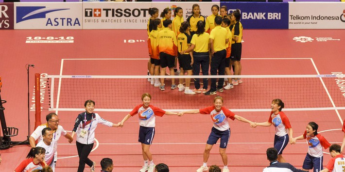Cầu mây Việt Nam bị xử ép lộ liễu ở bán kết Asiad 2018 - Ảnh 1. Cầu mây Việt Nam bị xử ép lộ liễu ở bán kết Asiad 2018 - Ảnh 1.
