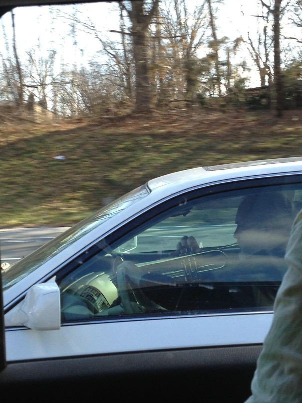 [Vui] 20 tài xế vô ý thức cần bị tước bằng lái ngay lập tức cho xã hội được yên ổn - Ảnh 10.