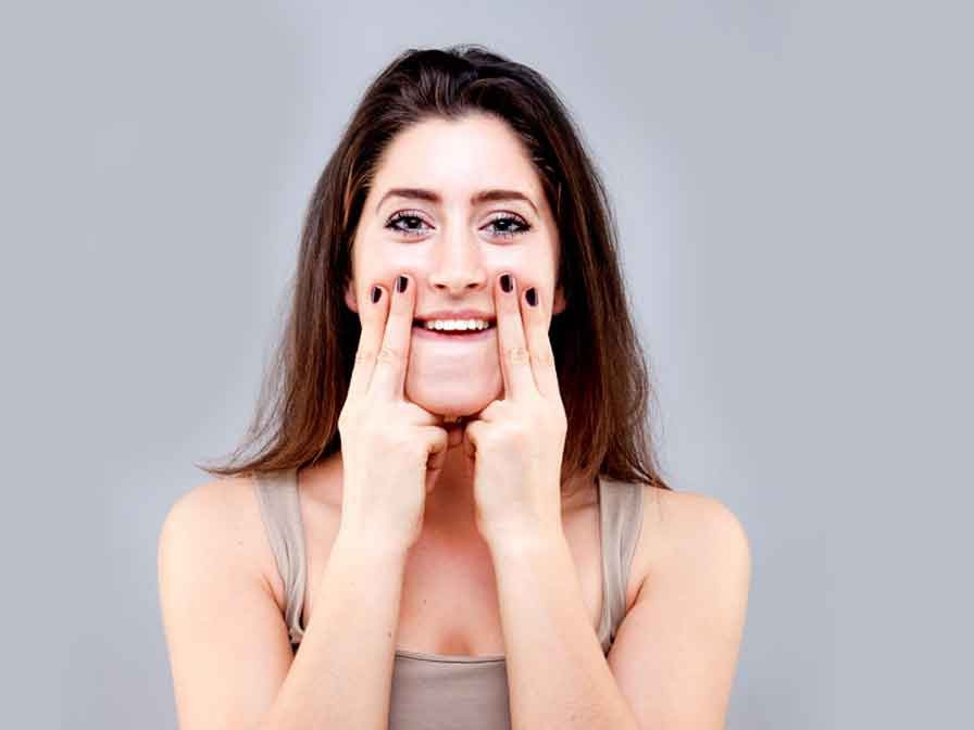 Mới 20 tuổi đã gặp phải những dấu hiệu này chứng tỏ bạn đang già nhanh không phanh - Ảnh 2.
