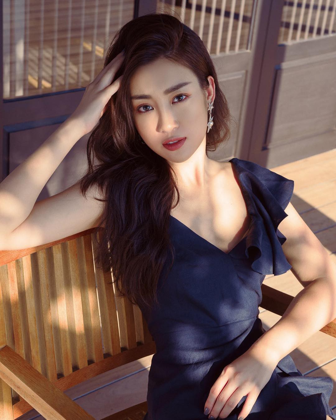 Trót dại xén tóc mà xinh lung linh như HH Đỗ Mỹ Linh thế này thì nàng nào chẳng muốn thử dại một lần - Ảnh 1. Trót dại xén tóc mà xinh lung linh như HH Đỗ Mỹ Linh thế này thì nàng nào chẳng muốn thử dại một lần - Ảnh 1.