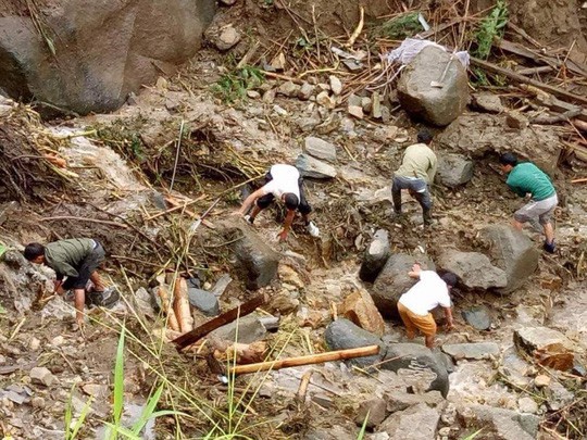 Cao Bằng: Tai nạn nổ mìn lúc sửa đường, 3 công nhân thiệt mạng - Ảnh 1.