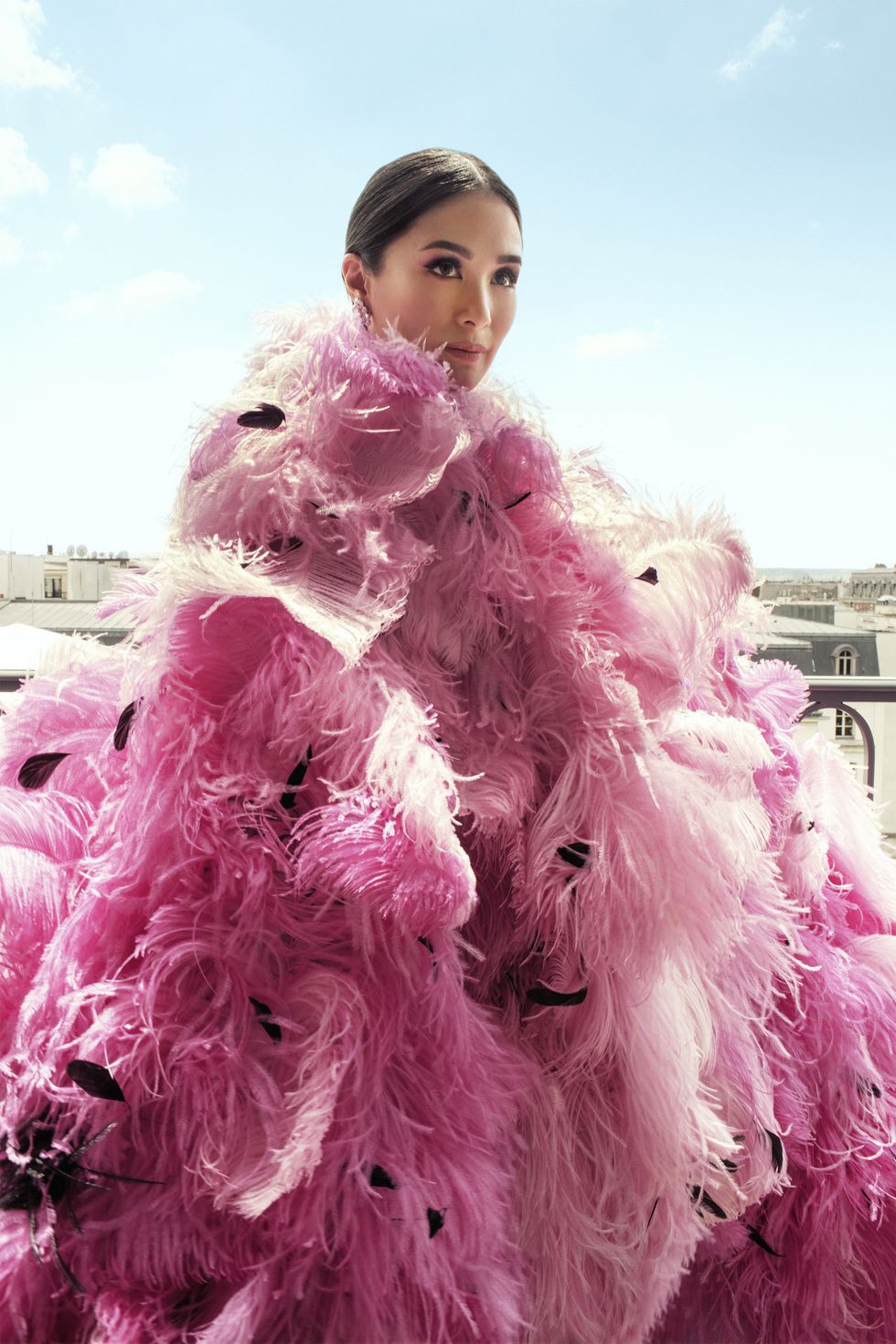 Crazy rich Asians của đời thực: dự show thời trang từ năm 10 tuổi, mặc đồ Haute Couture như cơm bữa - Ảnh 2. Crazy rich Asians của đời thực: dự show thời trang từ năm 10 tuổi, mặc đồ Haute Couture như cơm bữa - Ảnh 2.