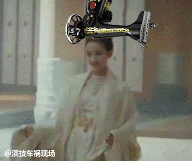 Xem Như &Yacute; Truyện cảm thấy thật nặng nề v&igrave; m&aacute;i t&oacute;c b&uacute;i to như quả thanh long của c&aacute;c mỹ nữ - Ảnh 6.
