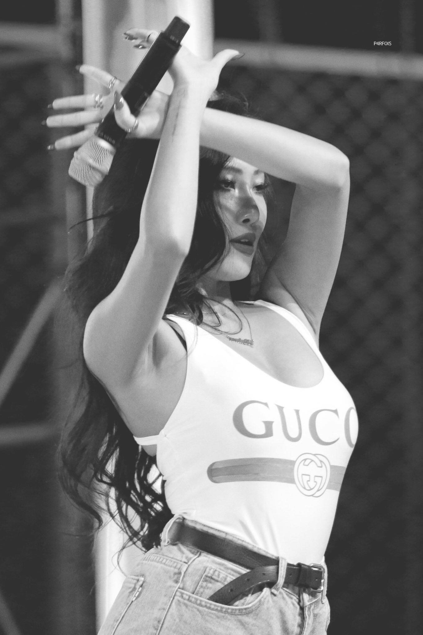 Liên tục lấn át Hyuna vì quá nóng bỏng, em út sinh năm 1995 của MAMAMOO liệu sẽ trở thành tân nữ hoàng sexy Kpop? - Ảnh 7. Liên tục lấn át Hyuna vì quá nóng bỏng, em út sinh năm 1995 của MAMAMOO liệu sẽ trở thành tân nữ hoàng sexy Kpop? - Ảnh 7.