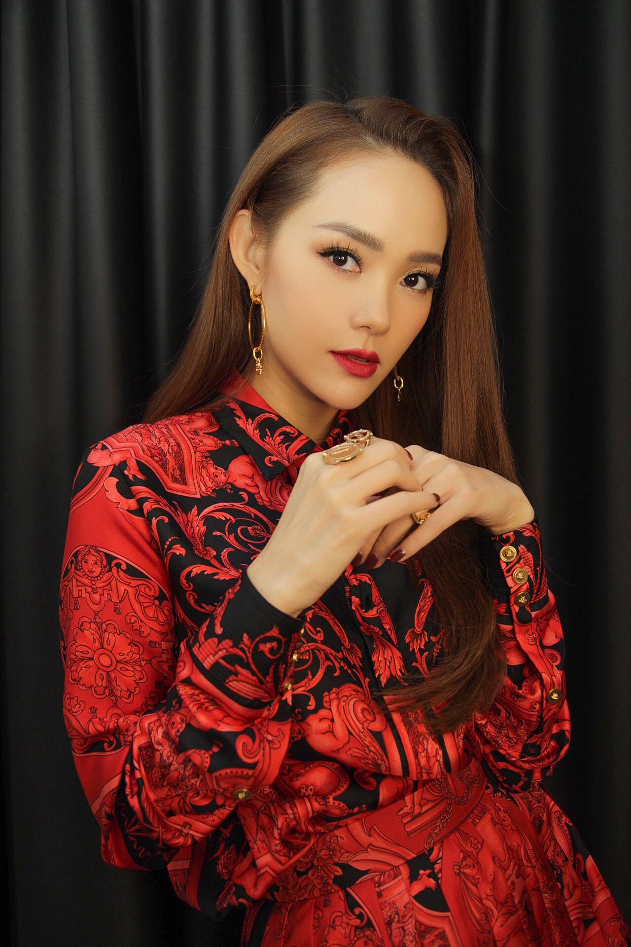 The Face: Võ Hoàng Yến lồng lộn trong ngày ghi hình vòng Chọn đội - Ảnh 5. The Face: Võ Hoàng Yến lồng lộn trong ngày ghi hình vòng Chọn đội - Ảnh 5.