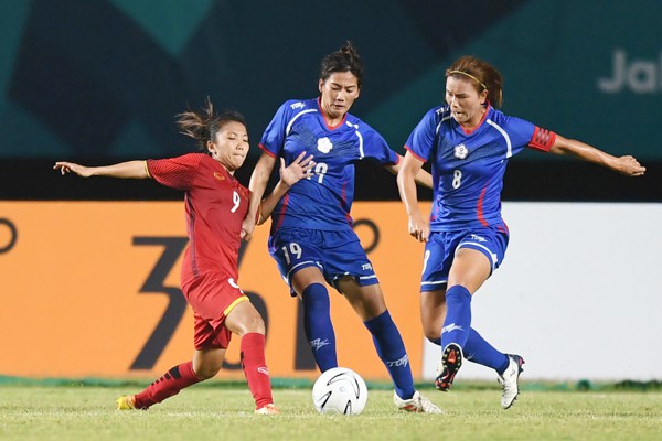 Thua trên chấm 11m, đội tuyển nữ Việt Nam bị loại khỏi ASIAD 2018 - Ảnh 3.