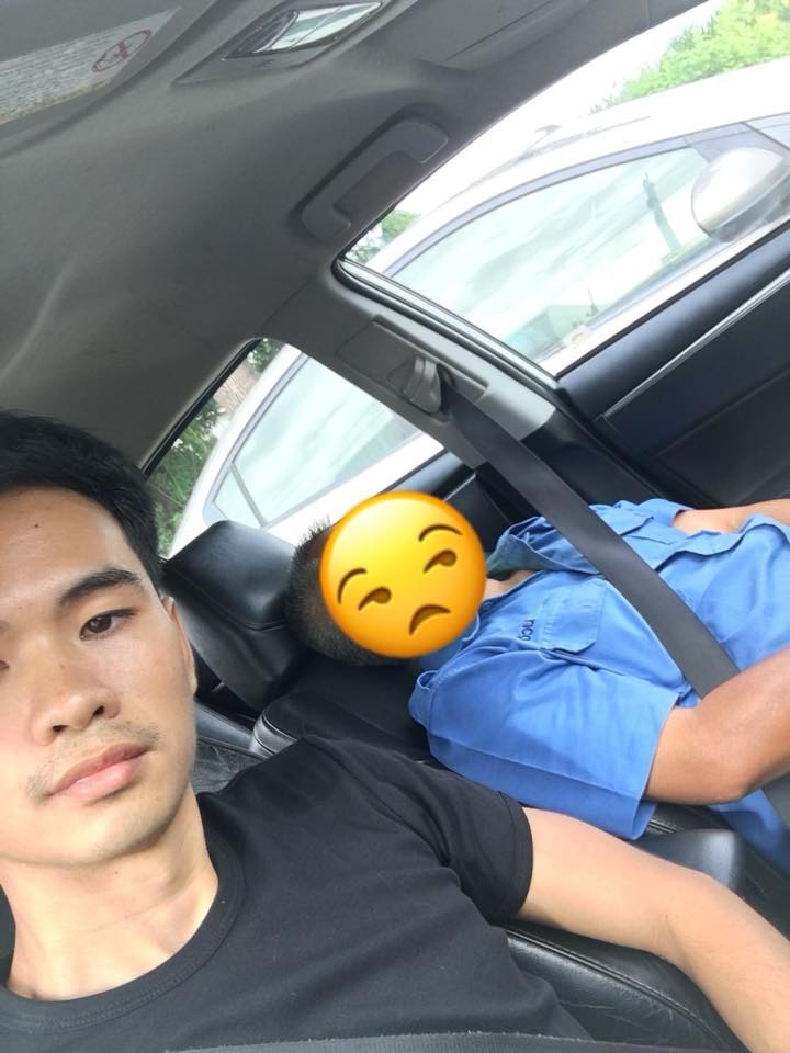 Góc hồn nhiên: Tài xế taxi nhờ hành khách lái xe hộ rồi lăn ra ngủ, đến nơi vẫn được trả tiền không thiếu một xu - Ảnh 5. Góc hồn nhiên: Tài xế taxi nhờ hành khách lái xe hộ rồi lăn ra ngủ, đến nơi vẫn được trả tiền không thiếu một xu - Ảnh 5.