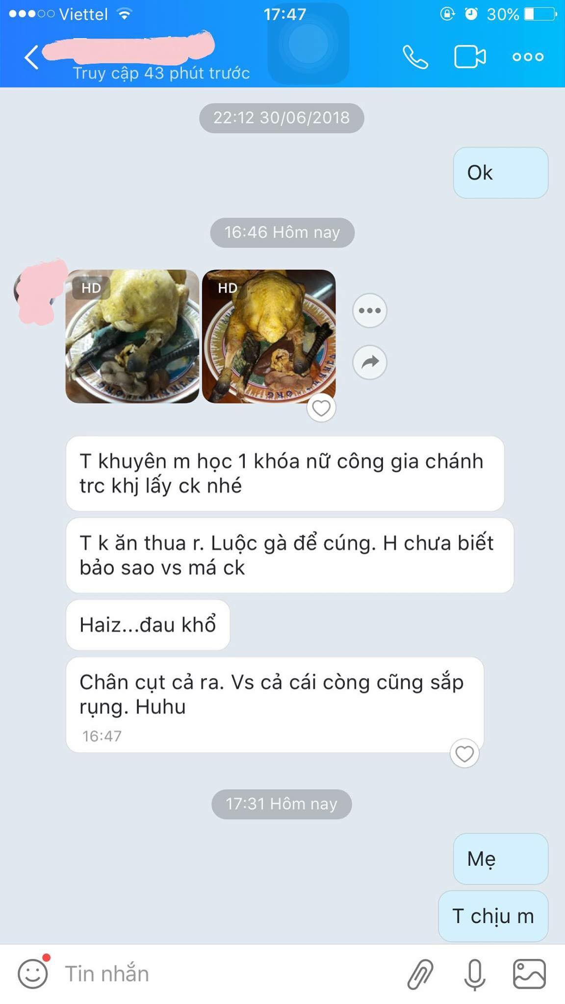 Cúng rằm tháng 7: Cô dâu chế biến món "gà luộc rụng chân" - Ảnh 2.